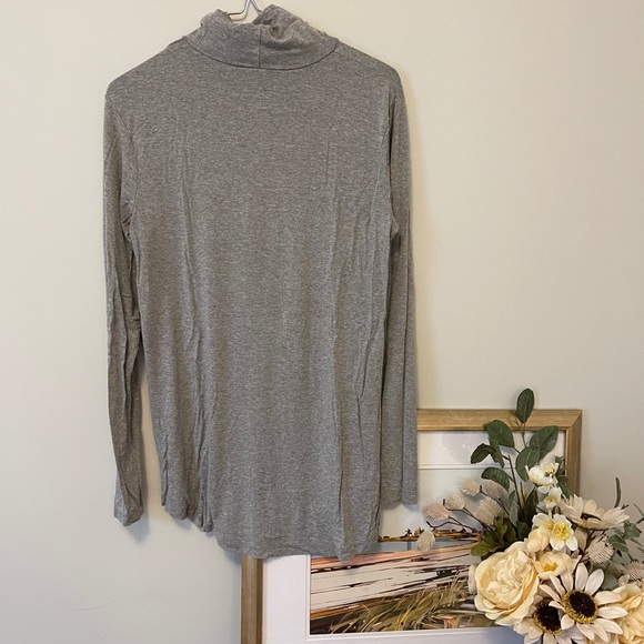 Gray turtleneck - Picture 2 of 2